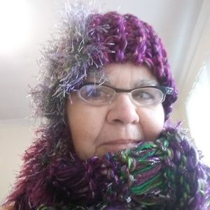 Meet your Posher, Julia